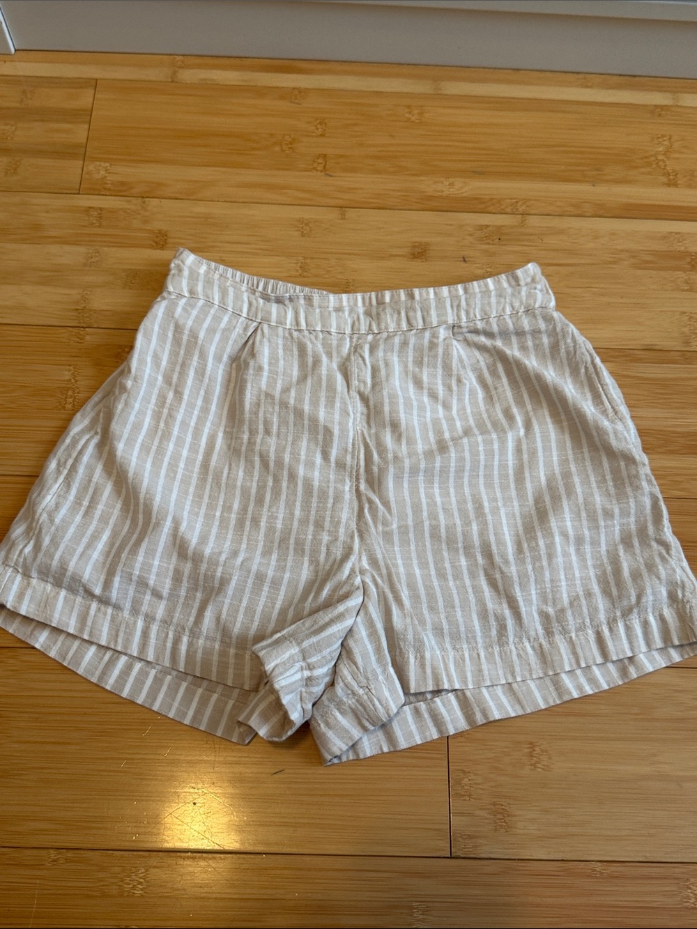Abercrombie & Fitch Beige and White Striped Linen-Blend Shorts